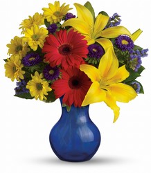 Teleflora's Summer Daydream Bouquet From Rogue River Florist, Grant's Pass Flower Delivery
